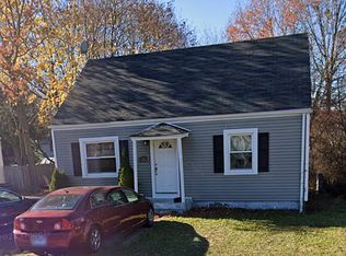 398 Pine Rock Ave, Hamden, CT 06514