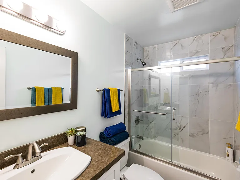 138 W Dana St #B — Photo 9