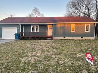 1103 Sapp St, Cassville, MO 65625