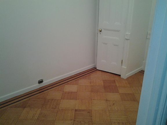4th image of 311 Jefferson Ave