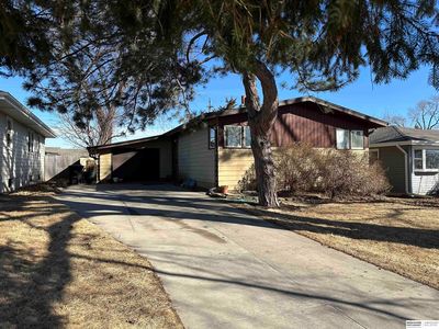 6914 B St, Omaha, NE, 68106