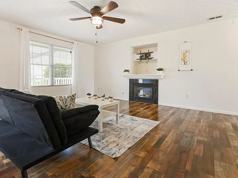 1505 Sarin St — Photo 5