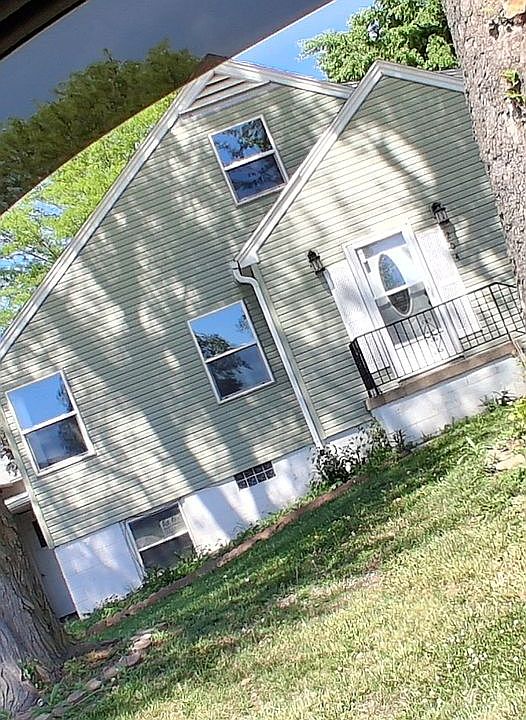 1st image of 204 Avenue B