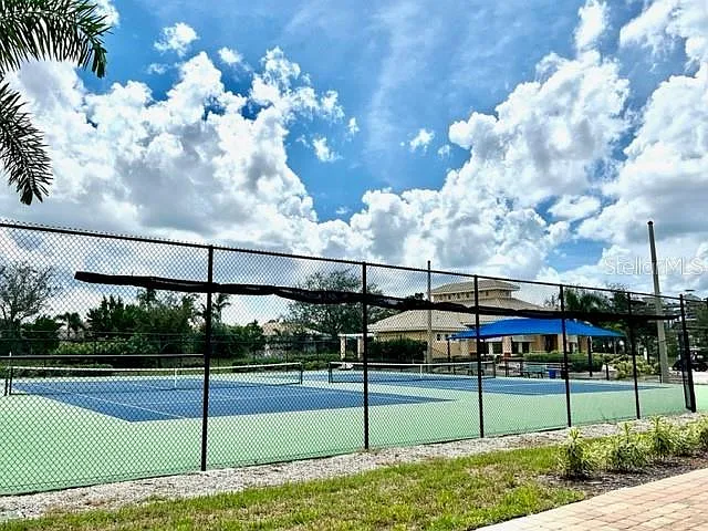 17947 Courtside Landings Cir — Photo 38