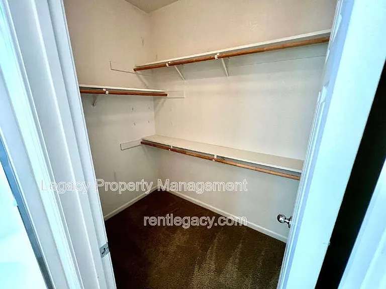 1843 Dawnelle Way — Photo 12