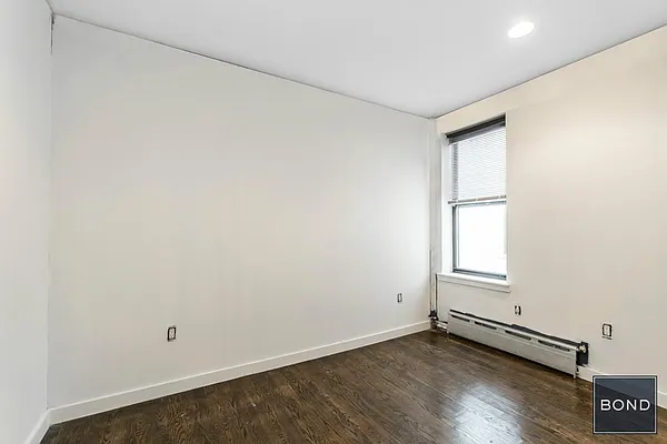 Rented by Bond New York | media 21