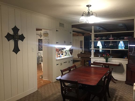 4th image of 4620 Forest Dr