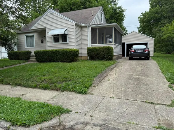 198 N Oak St, London, OH 43140