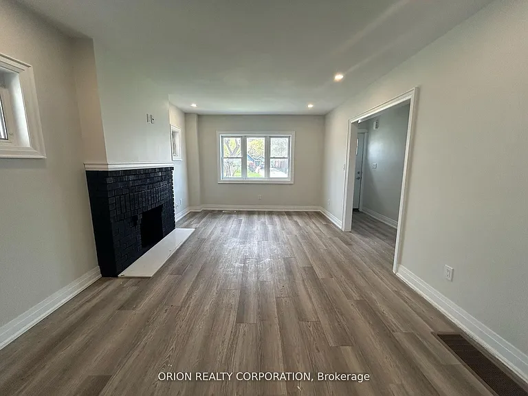 1016 Haig Blvd — Photo 6