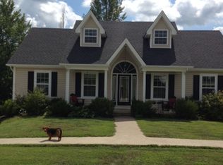 107 Oak Dr, Springfield, KY 40069