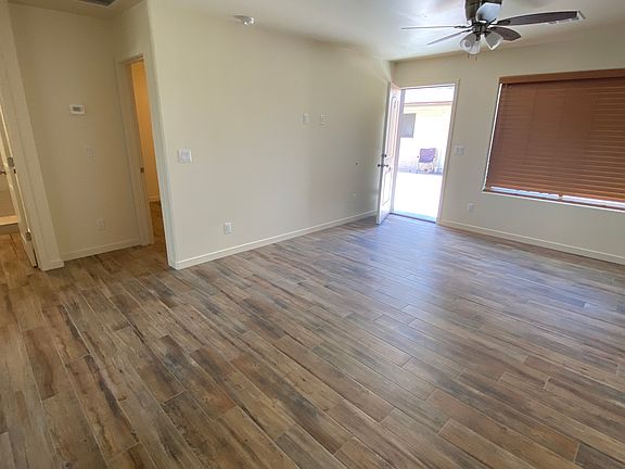5th image of 149 S Jefferson St #7