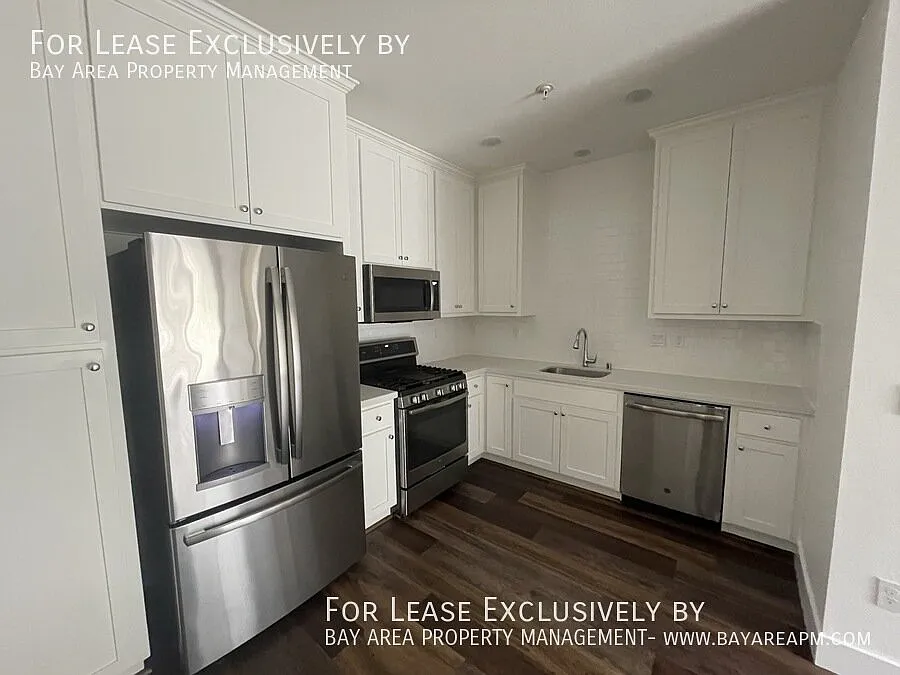 195 Avenue Cabrillo N — Photo 3