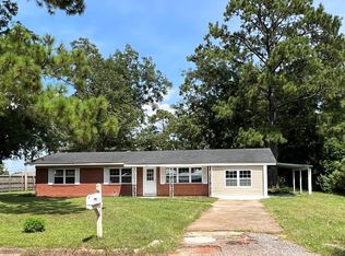 405 Dolphin Dr, Dothan, AL 36301