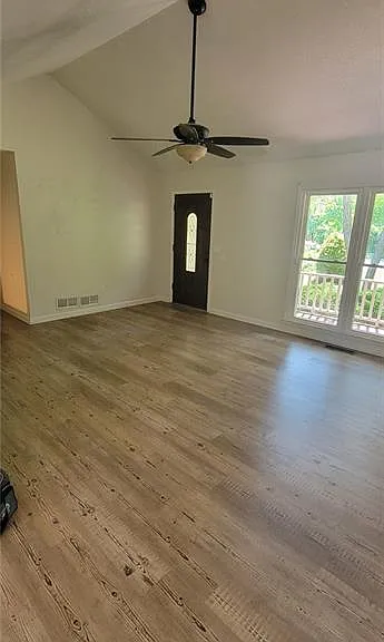 15 Caboose Ct SW — Photo 4