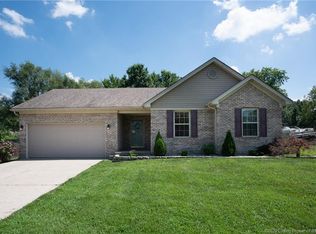 302 Erin Ln, Henryville, IN 47126