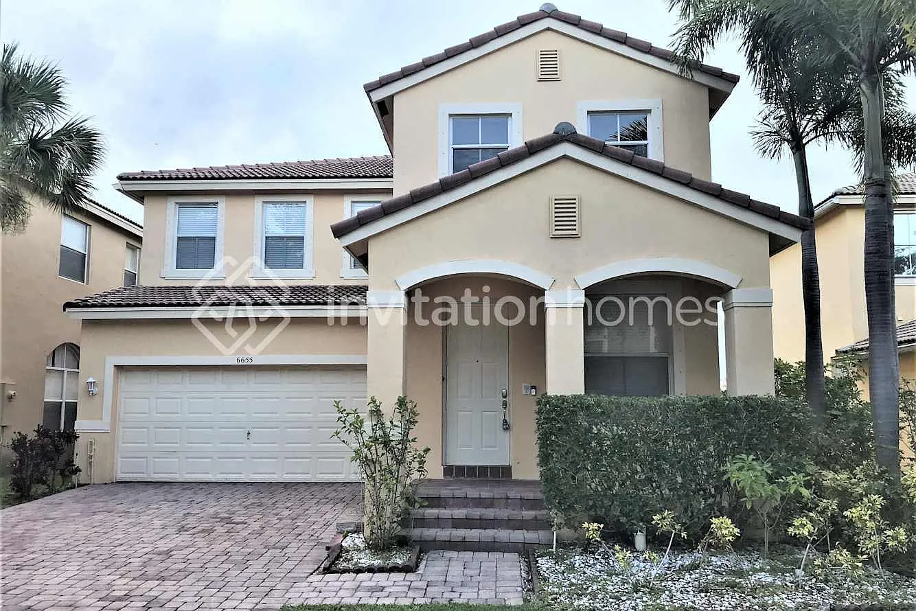 6655 Jacques Way Lake Worth, FL 33463 — Photo 1