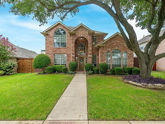 2nd image of 1616 Amber Ln