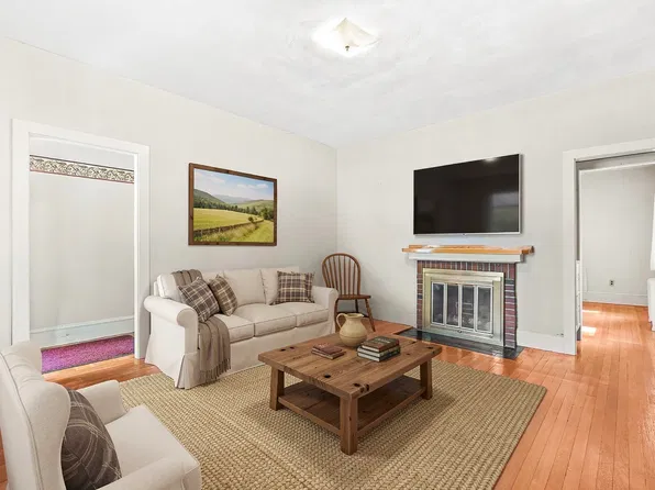 198-200 Concord St, Newton Lower Falls, MA 02462