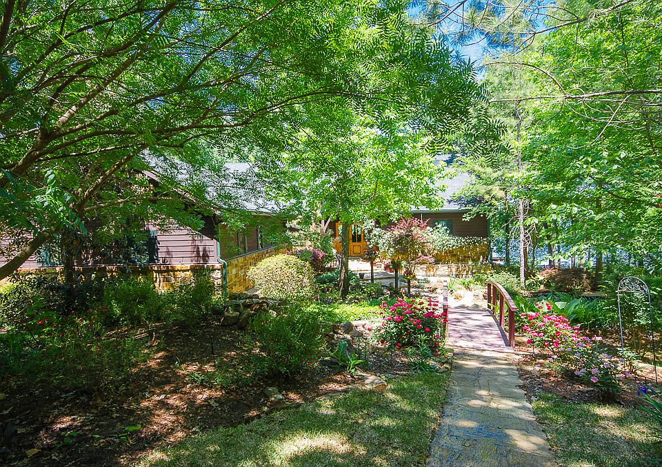 1st image of 199 Bull Run Dr