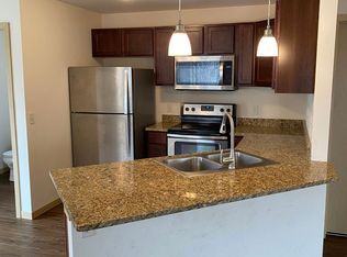 4305-4325 N Towne Ct #4313-3, Windsor, WI 53598