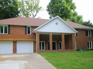 1925 E Buena Vista St, Springfield, MO 65804