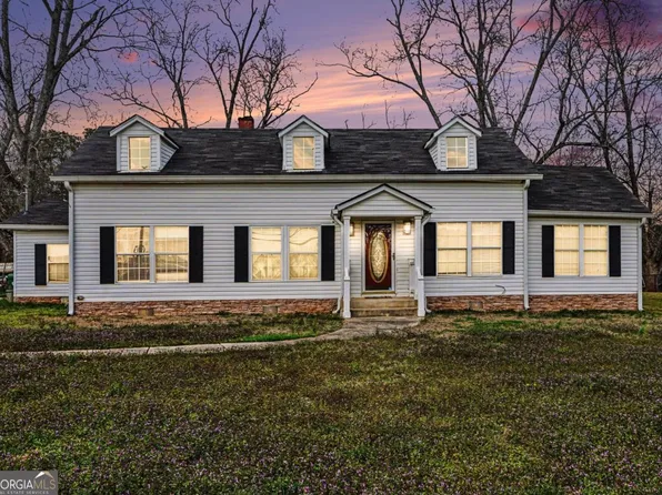 707 E McIntosh Rd, Griffin, GA 30223