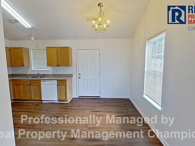 4252 Sunglow Dr — Photo 5