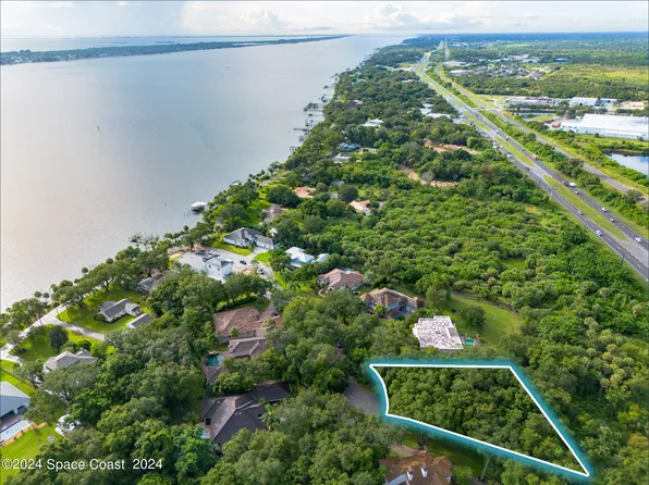 61 Bayshore Ct, Rockledge, FL 32955