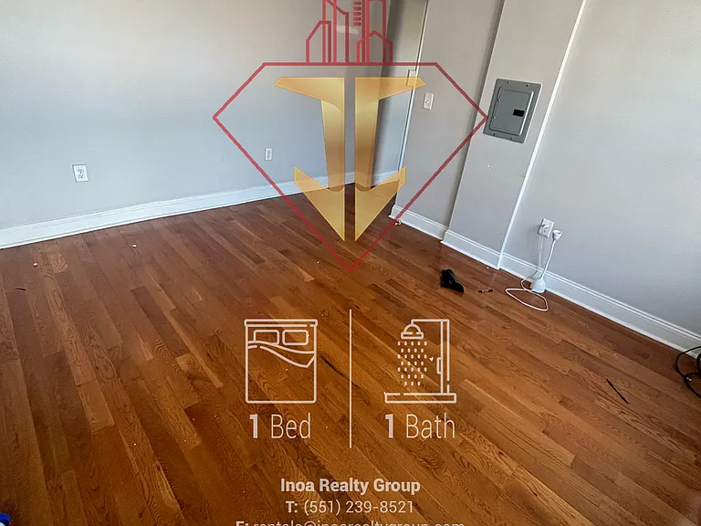 1062 Westside Ave #23 — Photo 3
