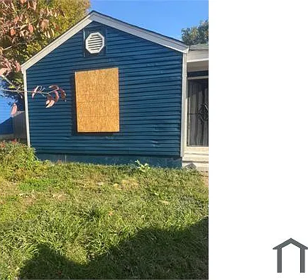 1866 Kansas St — Photo 26