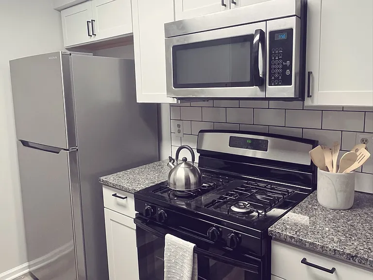 314 Georgia Ct #13 — Photo 6