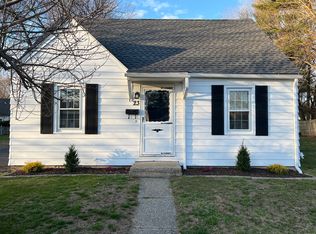 23 Winding Ln, East Hartford, CT 06118