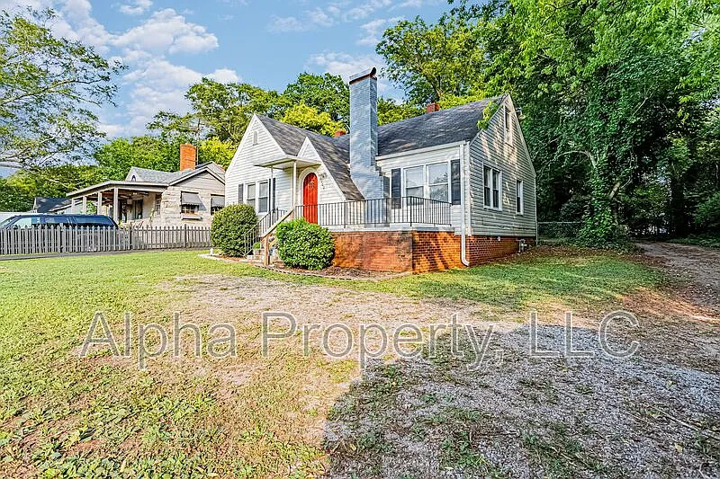 Building Photo - 102 Harvard Dr