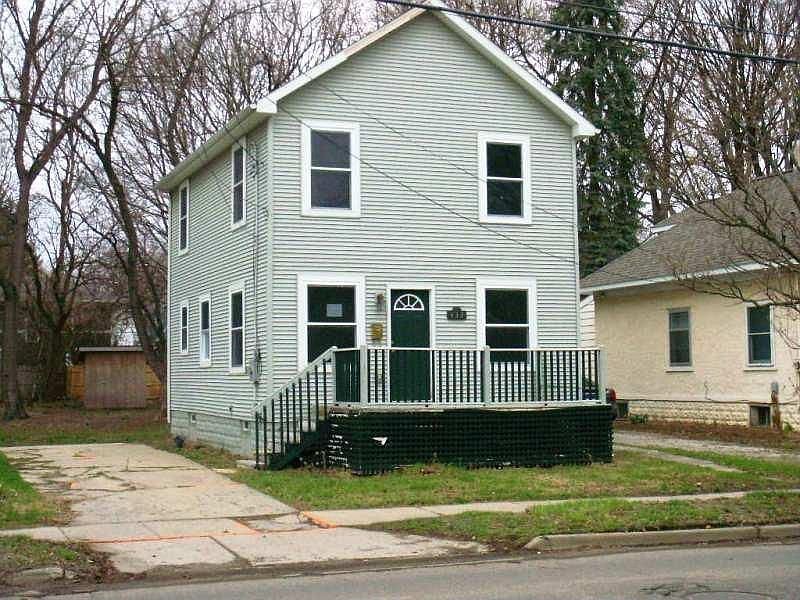 1st image of 432 N Clemens Ave