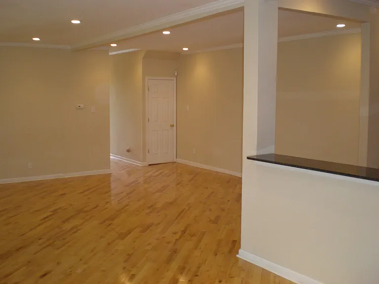 4442 Delmar Blvd #1 — Photo 8