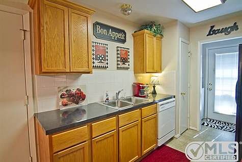 2nd image of 1113 Woodlands Park Dr