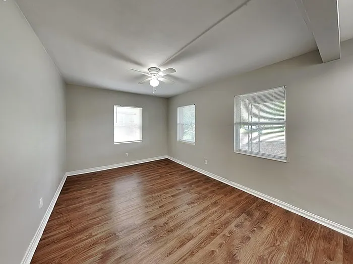 8818 Ricardo Ln — Photo 4