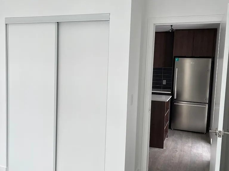 174 Clonmore Dr S #4-C — Photo 9