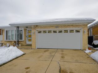 4615 N Anthon Ave, Chicago, IL 60656