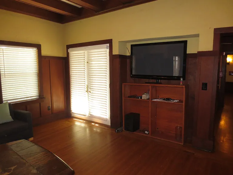 2421 Prospect St #1 — Photo 10