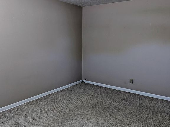 2nd image of 120 N Jefferson Ave #120