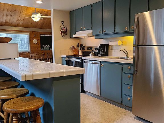 3rd image of 57397 Overlook Rd #4