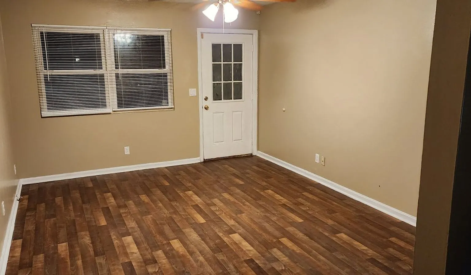 1809 Cheryl dr is a 4/2 Cute house new floors and paint near Ft Gordon — Photo 2