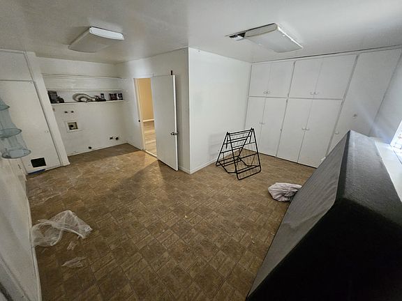 3rd image of 1120 S 70th St