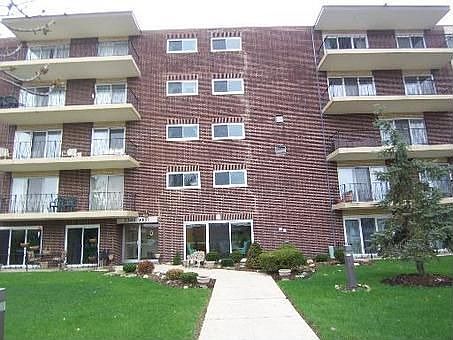 1st image of 5300 Walnut Ave APT 12D
