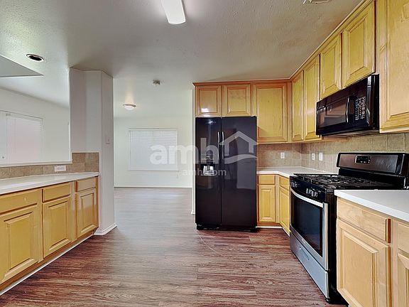 3rd image of 14750 Autumn Glen Ct