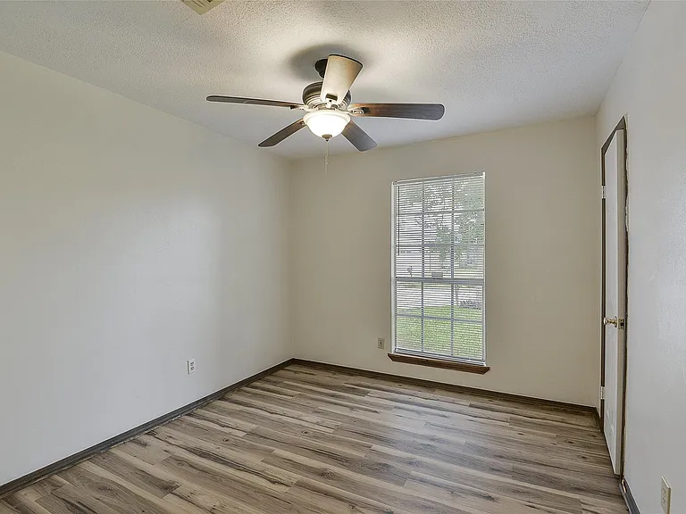20134 Dawn Mist Dr — Photo 23