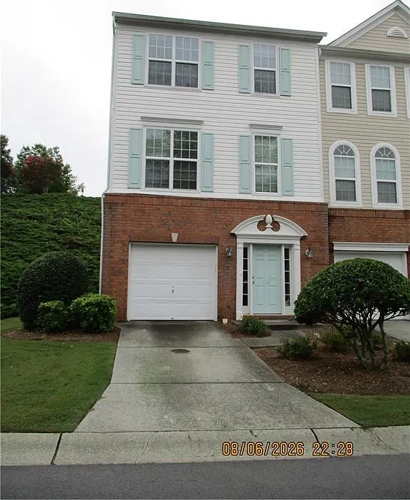 1112 Thornborough Dr