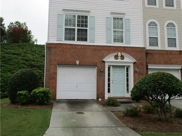 1112 Thornborough Dr, Alpharetta, GA 30004