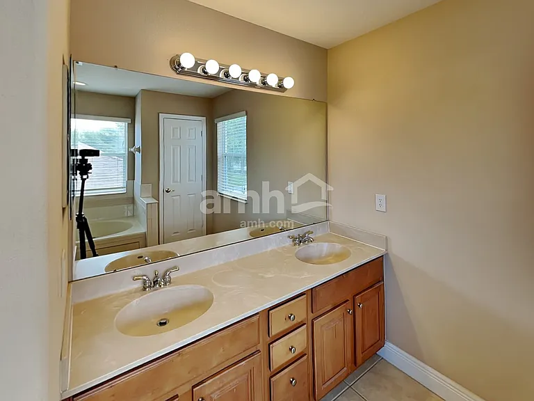 11177 Creek Haven Dr — Photo 11